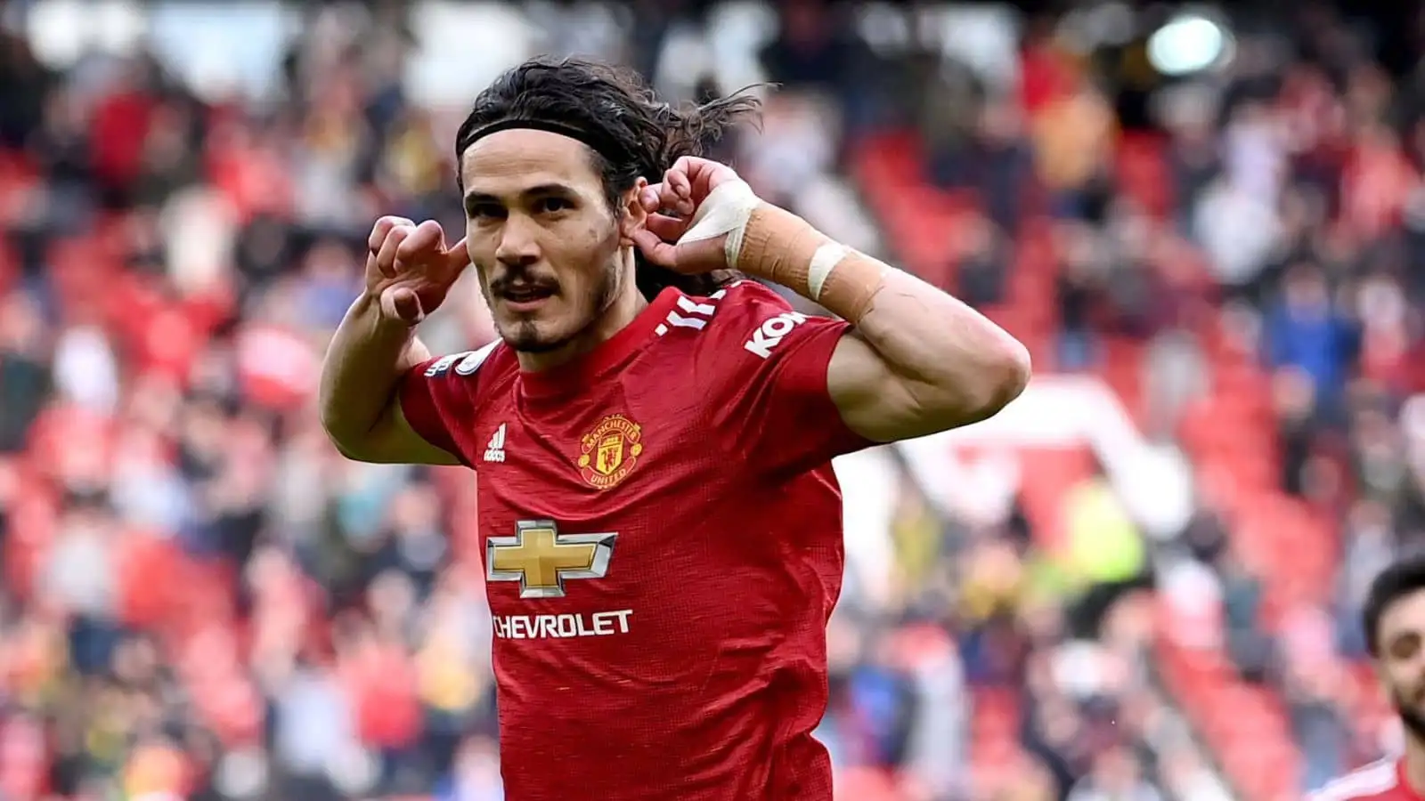 Edinson Cavani future: Three La Liga clubs join race as Man Utd contract approaches end