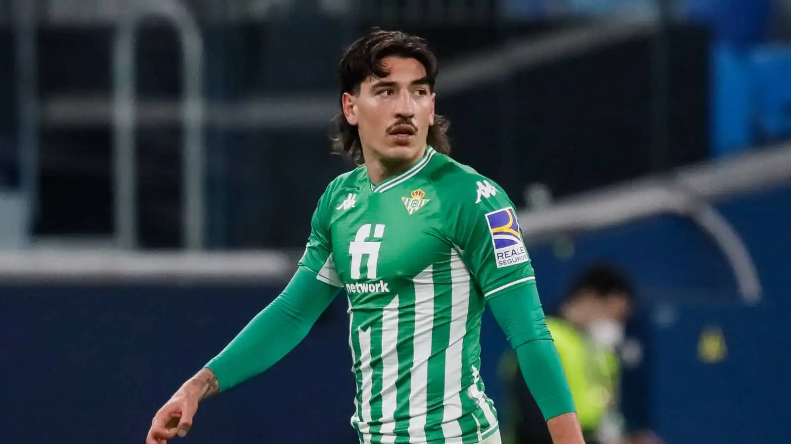 Arsenal asking price for Hector Bellerin leaves journalist ‘stunned’ as Real Betis close in